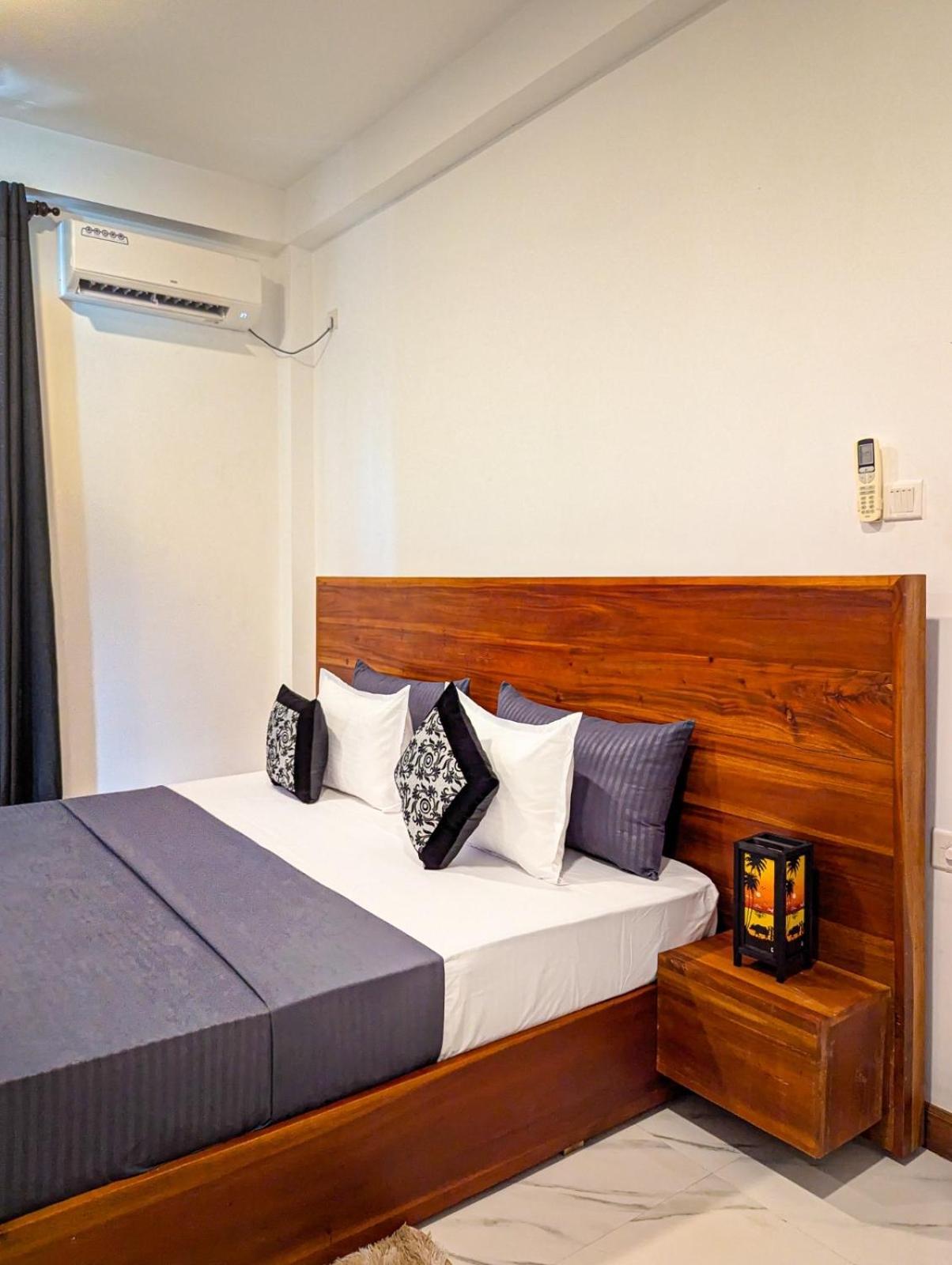 Airport Hotel By Cmb Apartments เนกอมโบ ภายนอก รูปภาพ