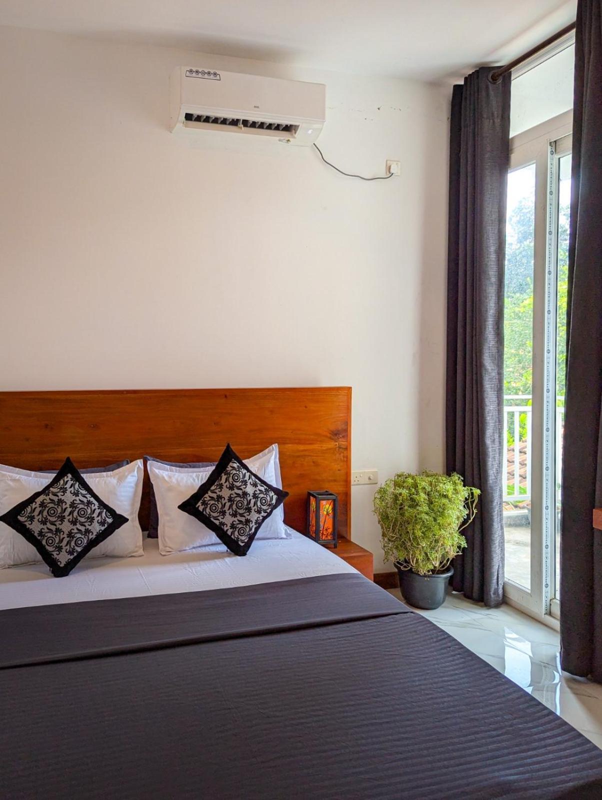 Airport Hotel By Cmb Apartments เนกอมโบ ภายนอก รูปภาพ